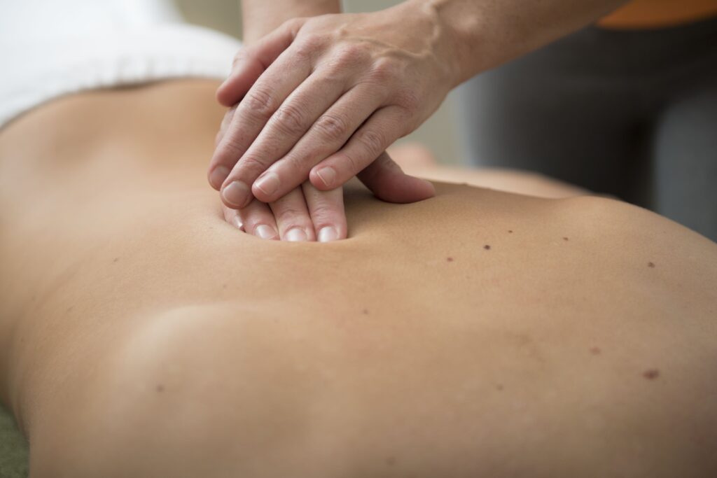 vrouwen retraite prive 1 op 1, wellness, massage, klankschalen, chakra heling, Roermond, Limburg, Herkenbosch